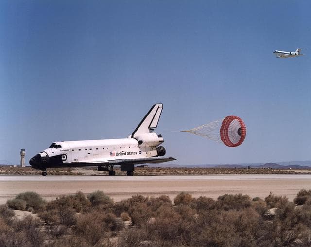 NASA image: KSC-02pd1030