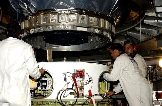 NASA image: KSC-02pd1040