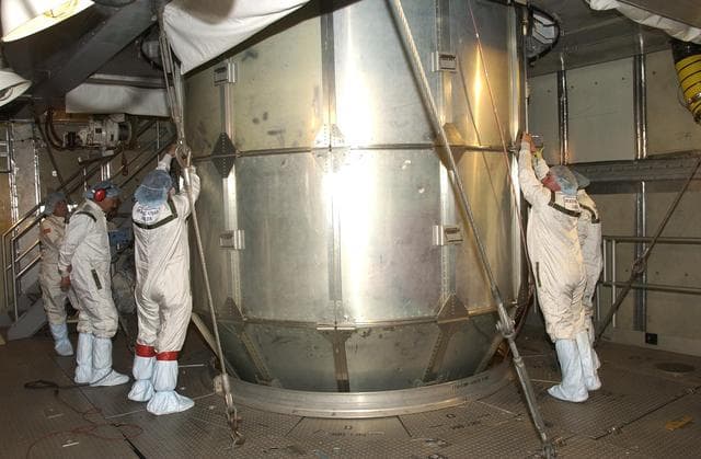 NASA image: KSC-02pd1044