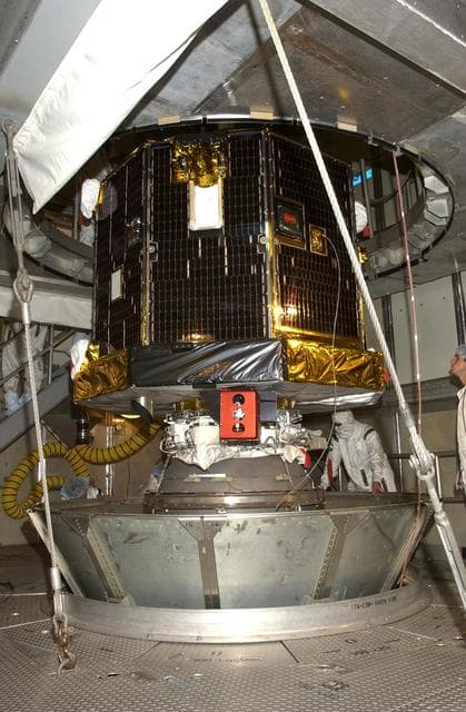 NASA image: KSC-02pd1052