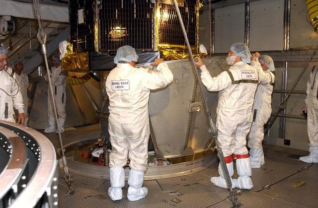 NASA image: KSC-02pd1053