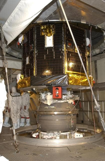 NASA image: KSC-02pd1054