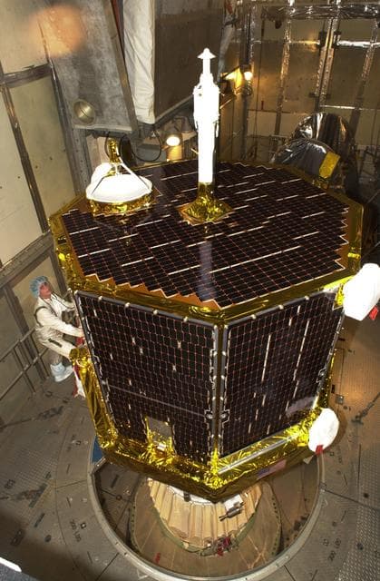 NASA image: KSC-02pd1075
