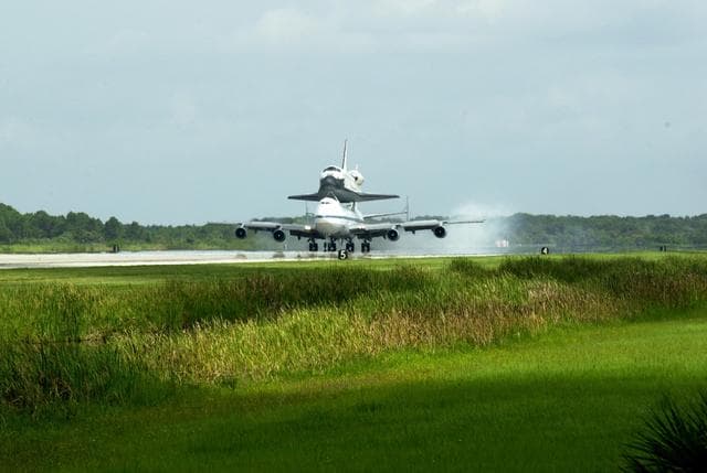 NASA image: KSC-02pd1093