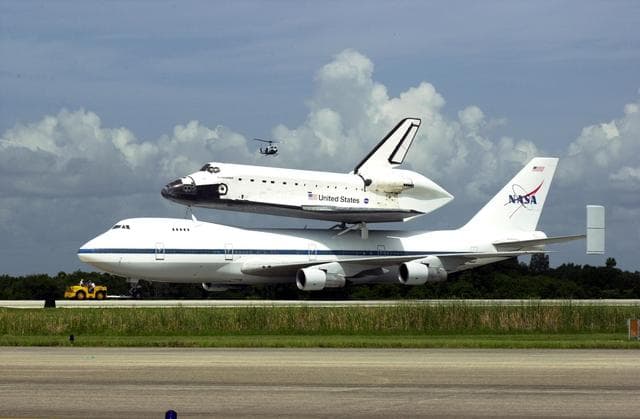 NASA image: KSC-02pd1096