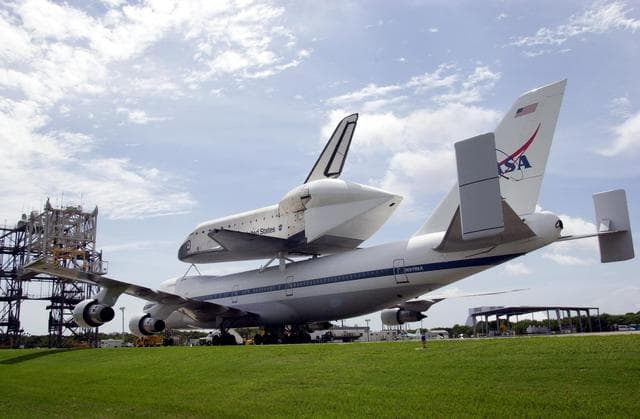 NASA image: KSC-02pd1099