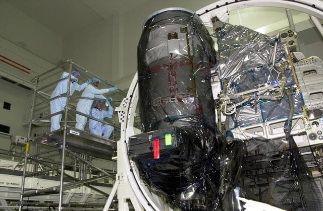NASA image: KSC-02pd1138