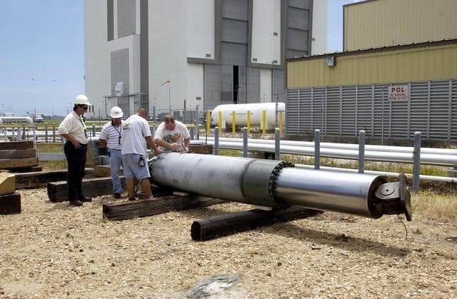 NASA image: KSC-02pd1169