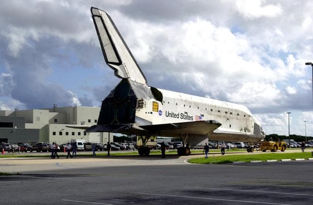 NASA image: KSC-02pd1199