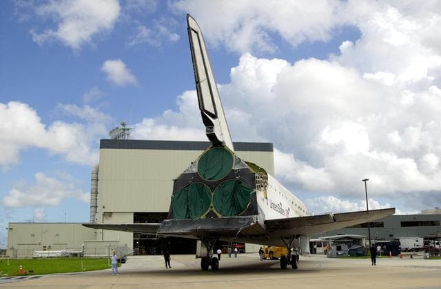 NASA image: KSC-02pd1202