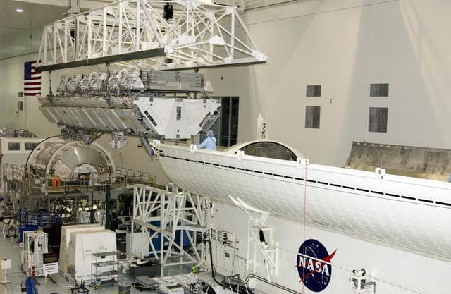 NASA image: KSC-02pd1221