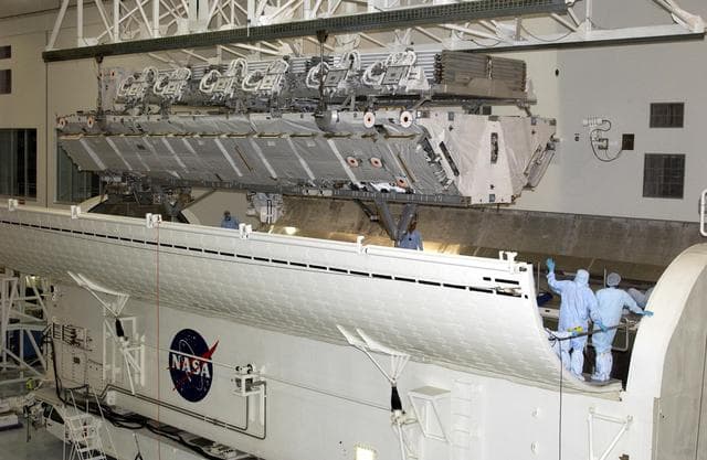 NASA image: KSC-02pd1222