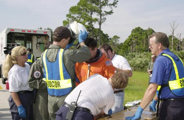 NASA image: KSC-02pd1236