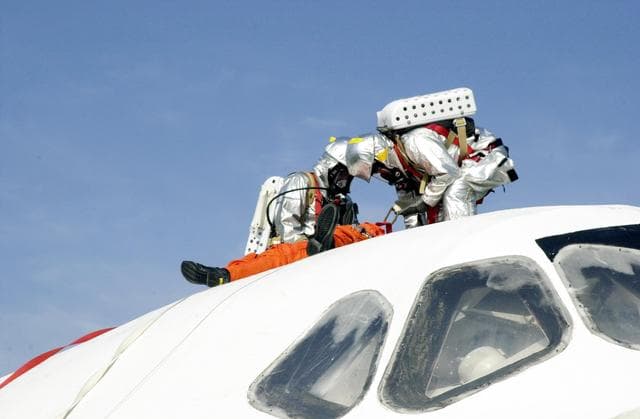 NASA image: KSC-02pd1246