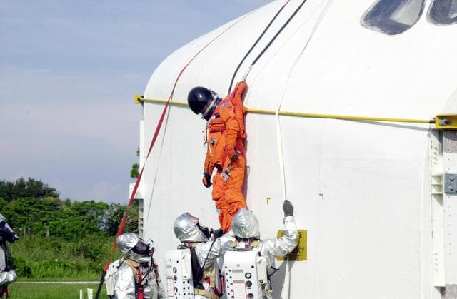 NASA image: KSC-02pd1248