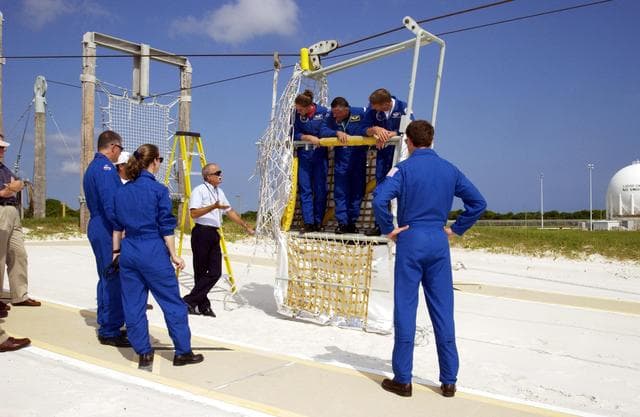 NASA image: KSC-02pd1342