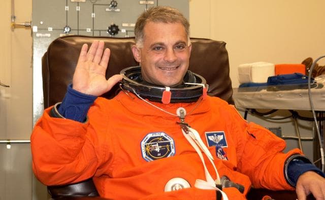 NASA image: KSC-02pd1396