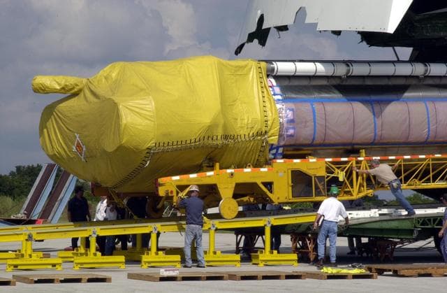 NASA image: KSC-02pd1492