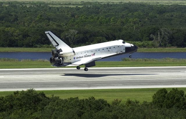 NASA image: KSC-02pd1585