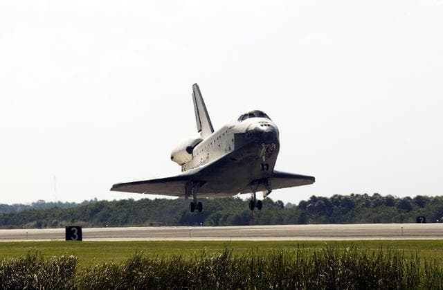 NASA image: KSC-02pd1586