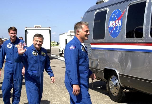 NASA image: KSC-02pd1592