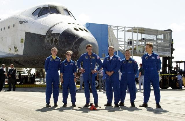 NASA image: KSC-02pd1593