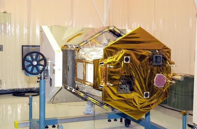 NASA image: KSC-02pd1664