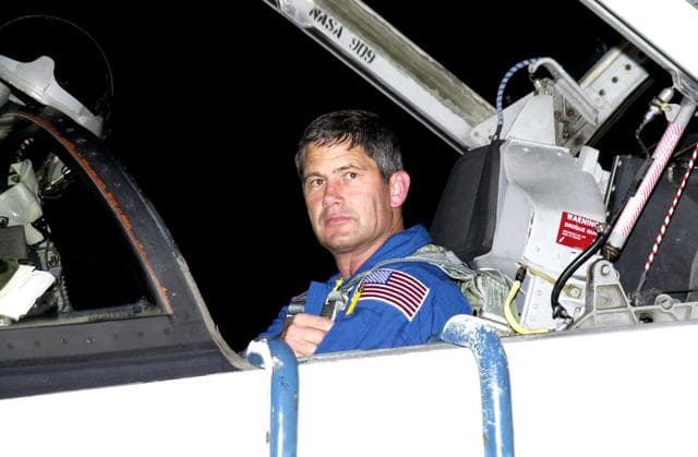 NASA image: KSC-02pd1682