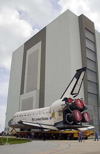 NASA image: KSC-02pd1764