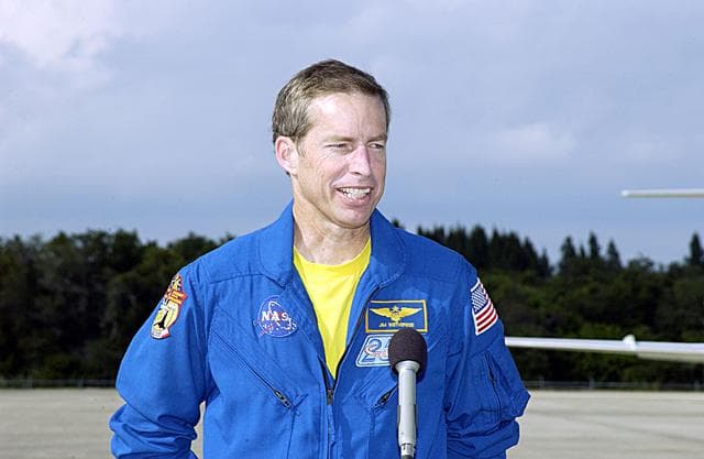 NASA image: KSC-02pd1768