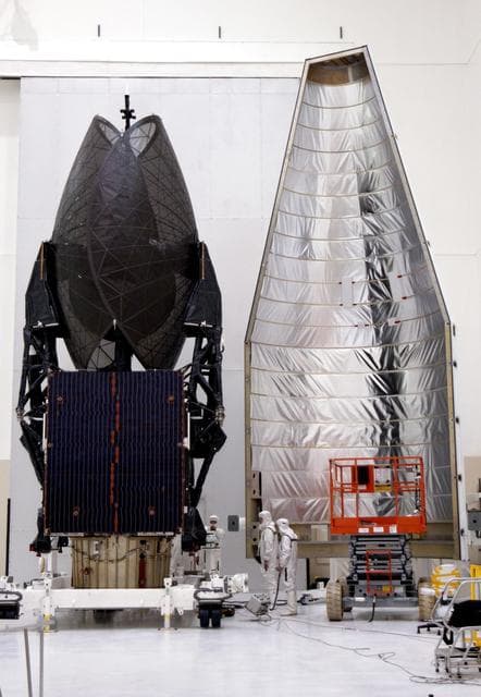 NASA image: KSC-02pd1772