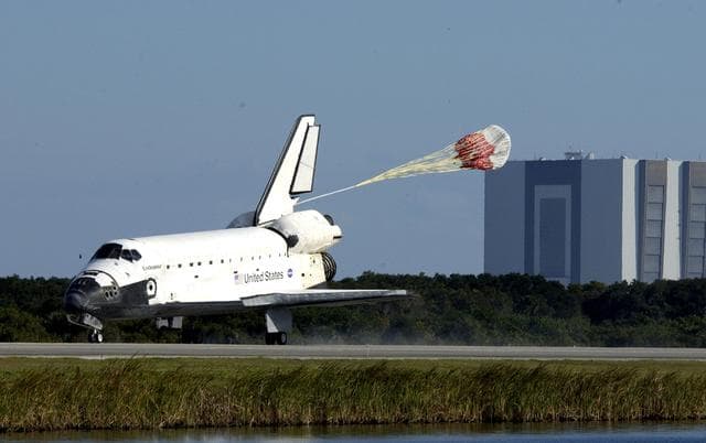 NASA image: KSC-02pd1872
