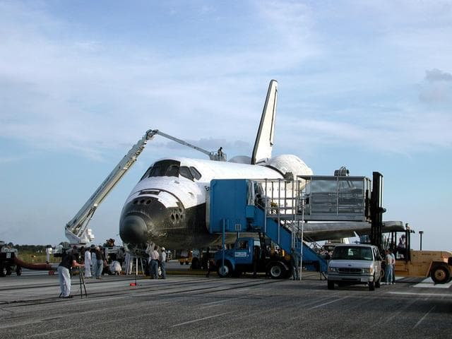NASA image: KSC-02pd1875