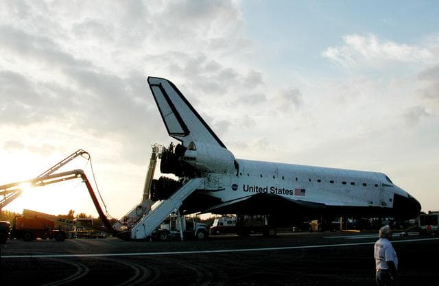 NASA image: KSC-02pd1879