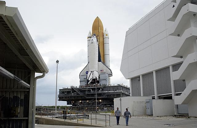 NASA image: KSC-02pd1883