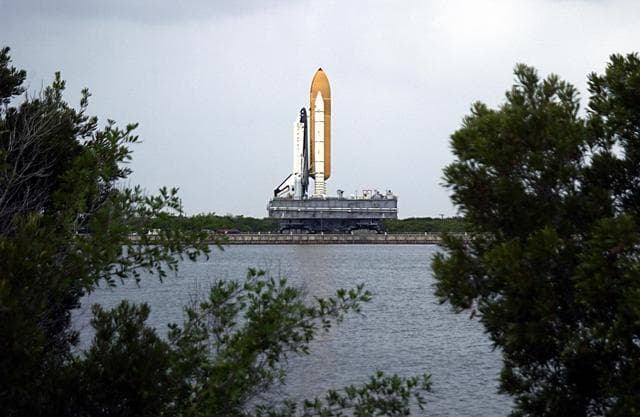 NASA image: KSC-02pd1887