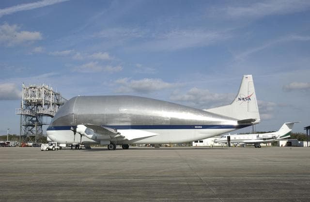 NASA image: KSC-02pd1906