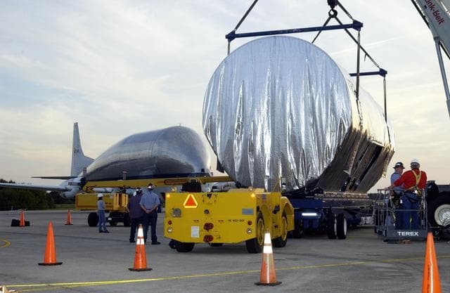 NASA image: KSC-02pd1912