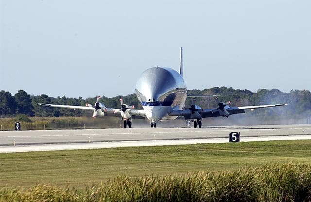 NASA image: KSC-02pd1940