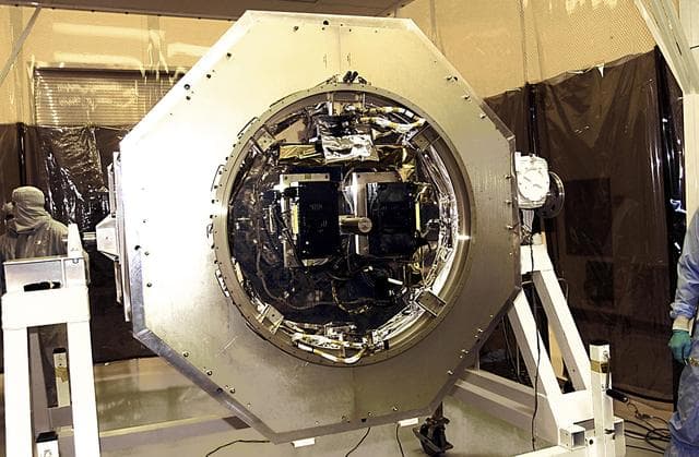 NASA image: KSC-02pd2029