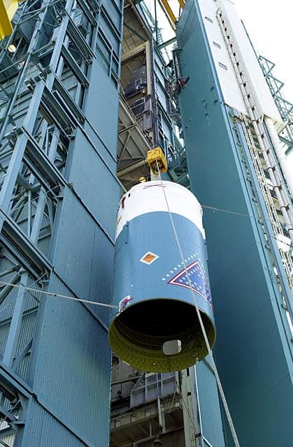 NASA image: KSC-02pd2041
