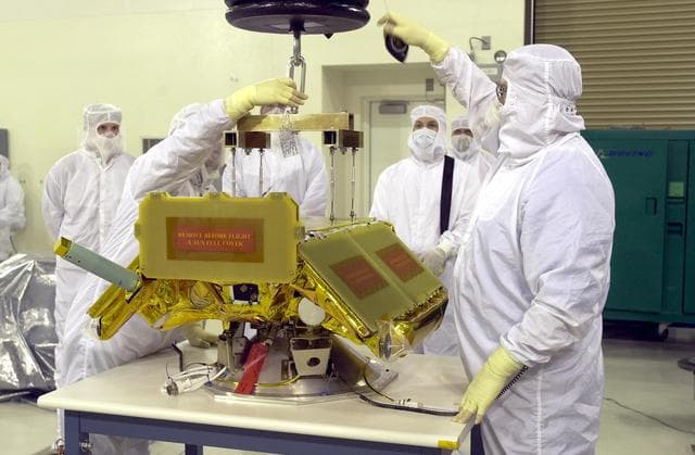 NASA image: KSC-02pd2053