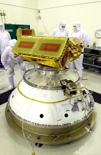 NASA image: KSC-02pd2056