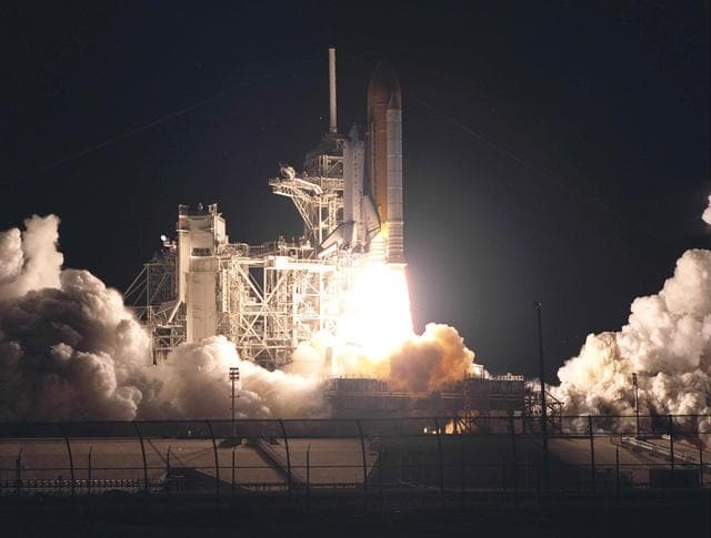 NASA image: KSC-02pp0229