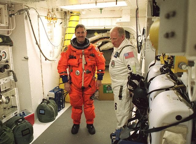 NASA image: KSC-02pp0242