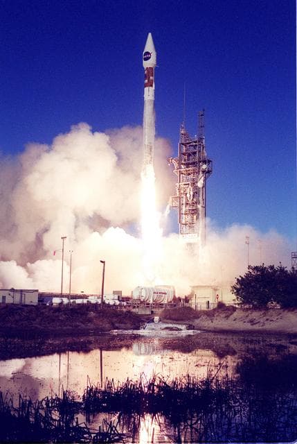 NASA image: KSC-02pp0260