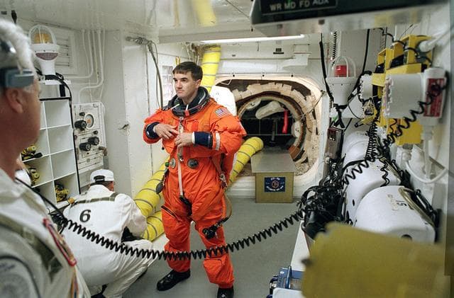 NASA image: KSC-02pp0474