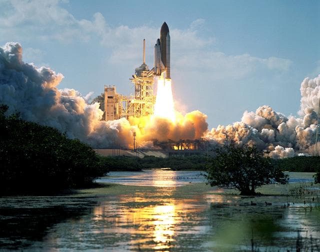 NASA image: KSC-02pp0483