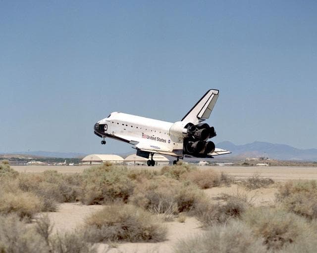 NASA image: KSC-02pp1112