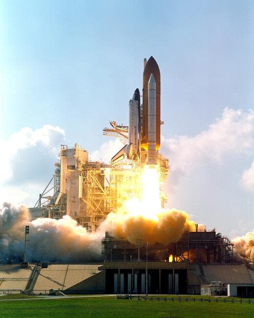 NASA image: KSC-02pp1467